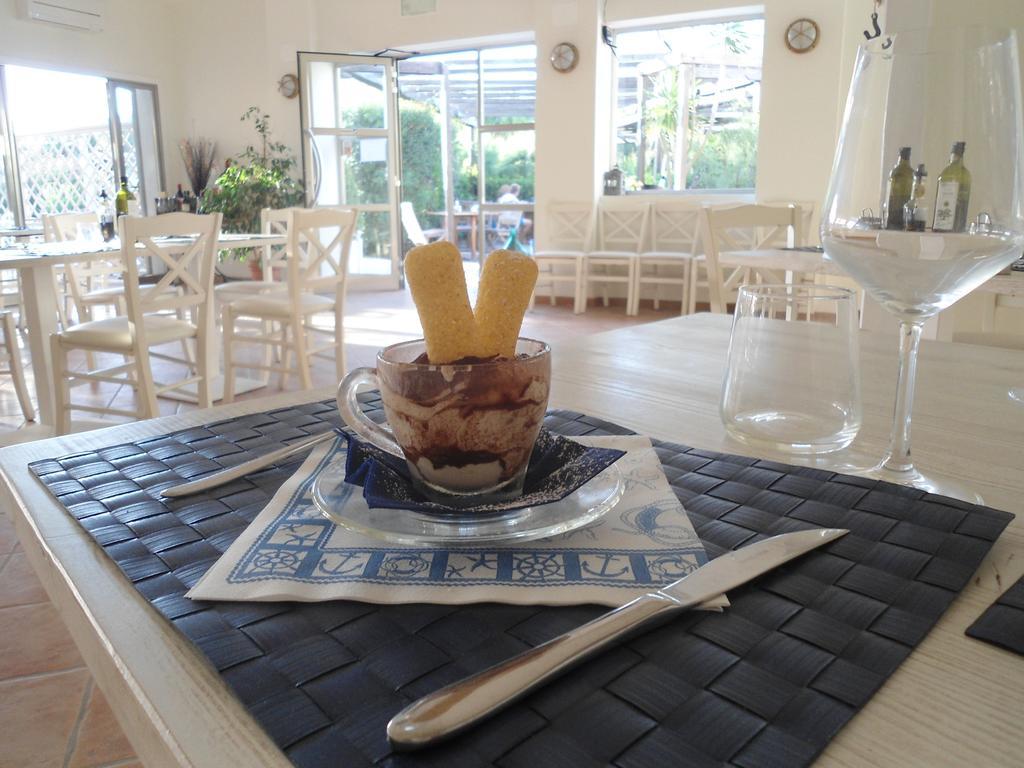 Le Esperidi Camping Ecoresort 마리나디비보나 외부 사진