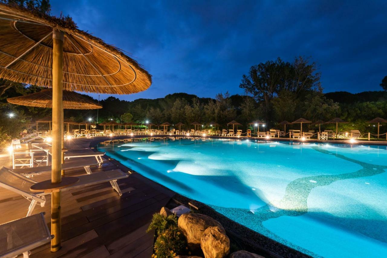 Le Esperidi Camping Ecoresort 마리나디비보나 외부 사진