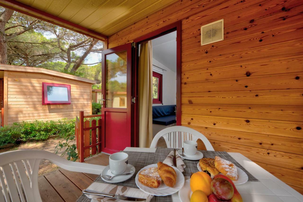 Le Esperidi Camping Ecoresort 마리나디비보나 외부 사진